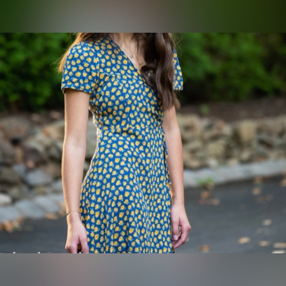 PacSun LA HEARTS Collection Short Sleeve Wrap Dress with Tie Front
